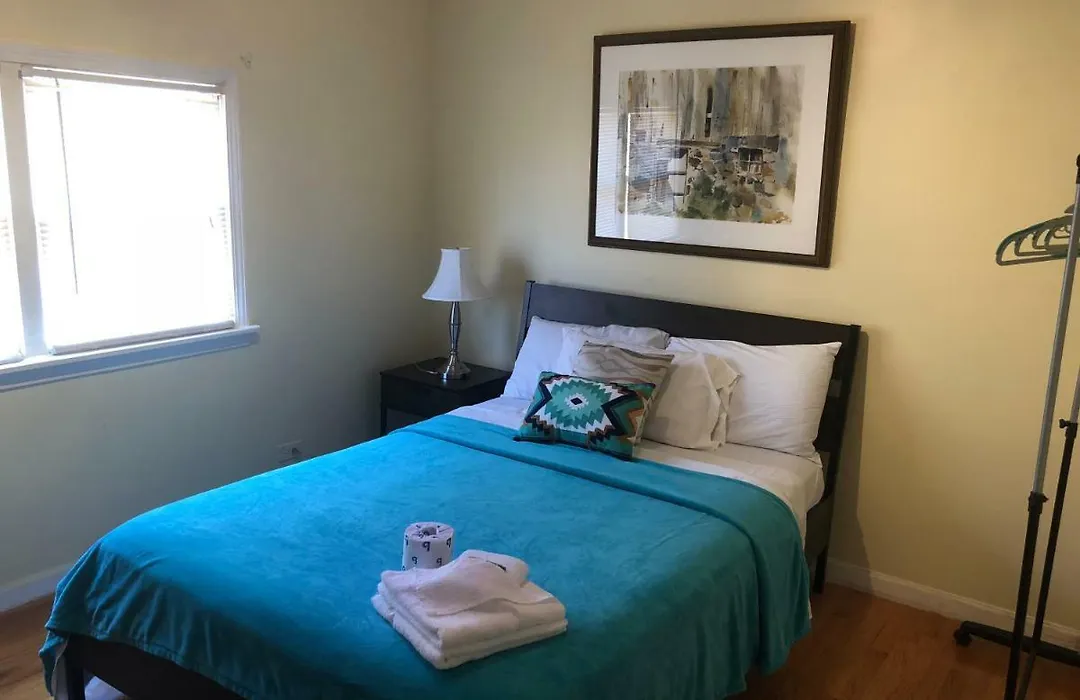 Hollywood Rentals Llc-1